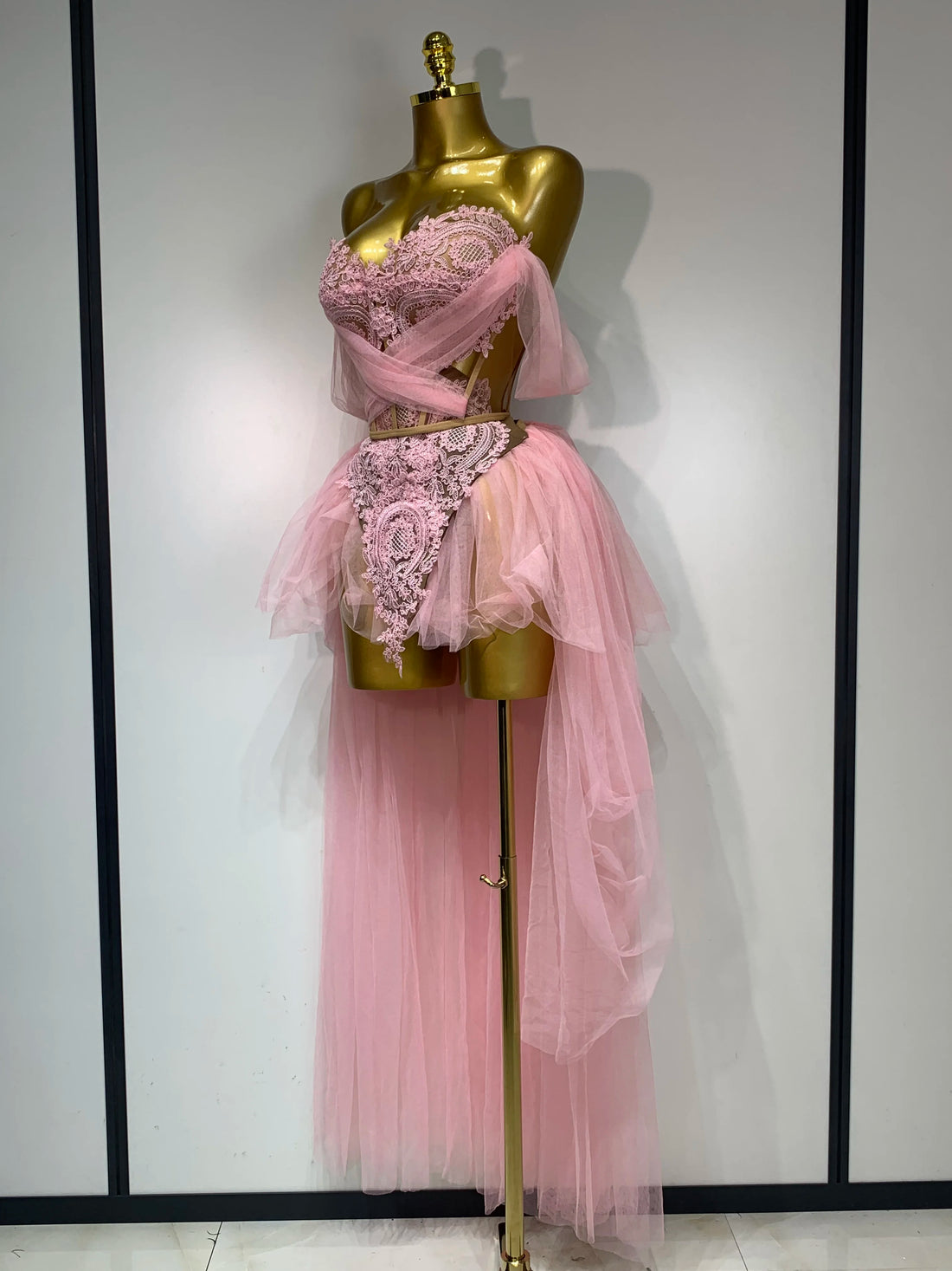 Women Sexy Strapless Pink Mesh Two Pieces Set Prom Gown Celebrate Birthday Nightclub Party Singer Stage Performance Costume