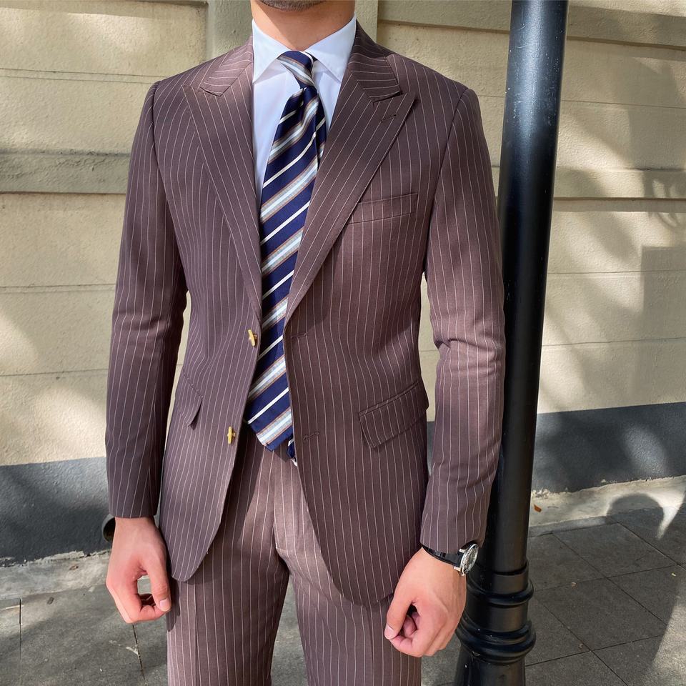 Costume homme 2 pièces blazer pantalon simple boutonnage revers pointu rayures fines mode smoking affaires moderne mariage marié 