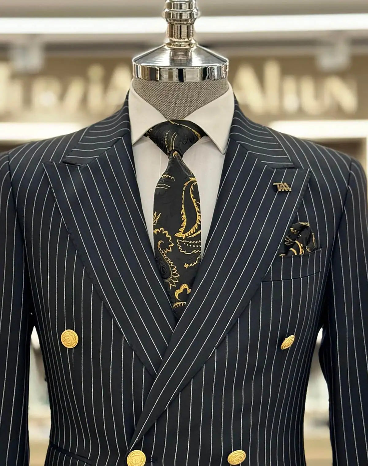 2 Pieces Classic Men Wedding Suits Peaked Lapel Pinstriped Double Breasted Tuxedos Groom Blazer with Pants Costume Homme