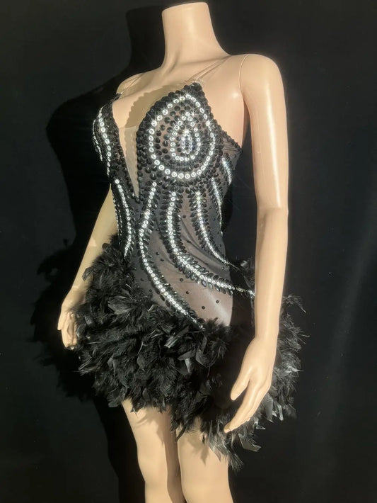 Robe noire à strass scintillants et plumes pour femme, tenue de soirée transparente en maille, tenue de spectacle et de danse 