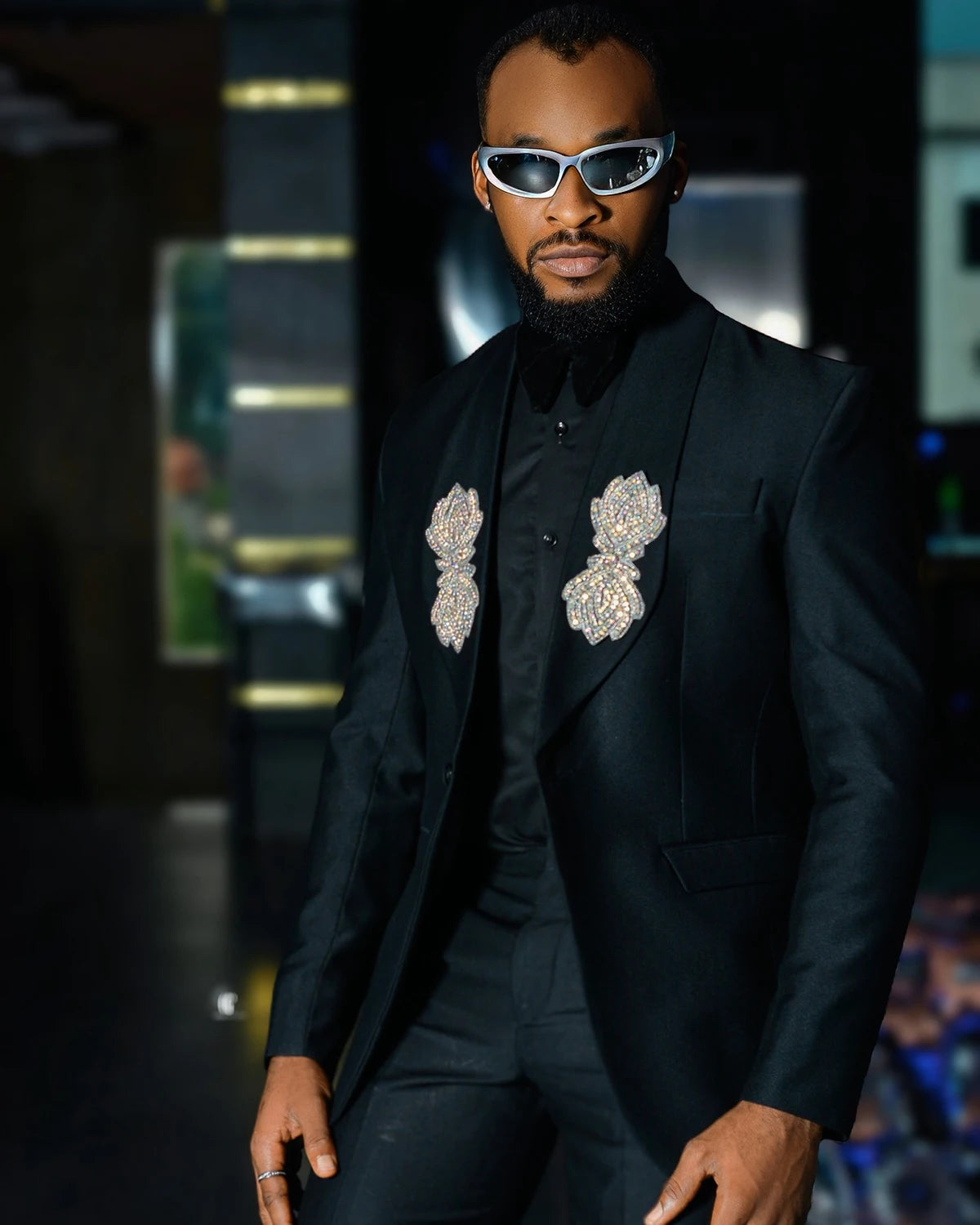 Elegant Men Suits Shawl Lapel Tailor-Made 2 Pieces Set Jacket Blazer One Button Groom Customized Coat Black Pants