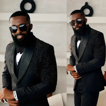 Beaded Men Suits for Wedding Shawl Lapel Single Breasted Tuxedos Groom Party 2 Pcs Blazer Pants Customized Suit