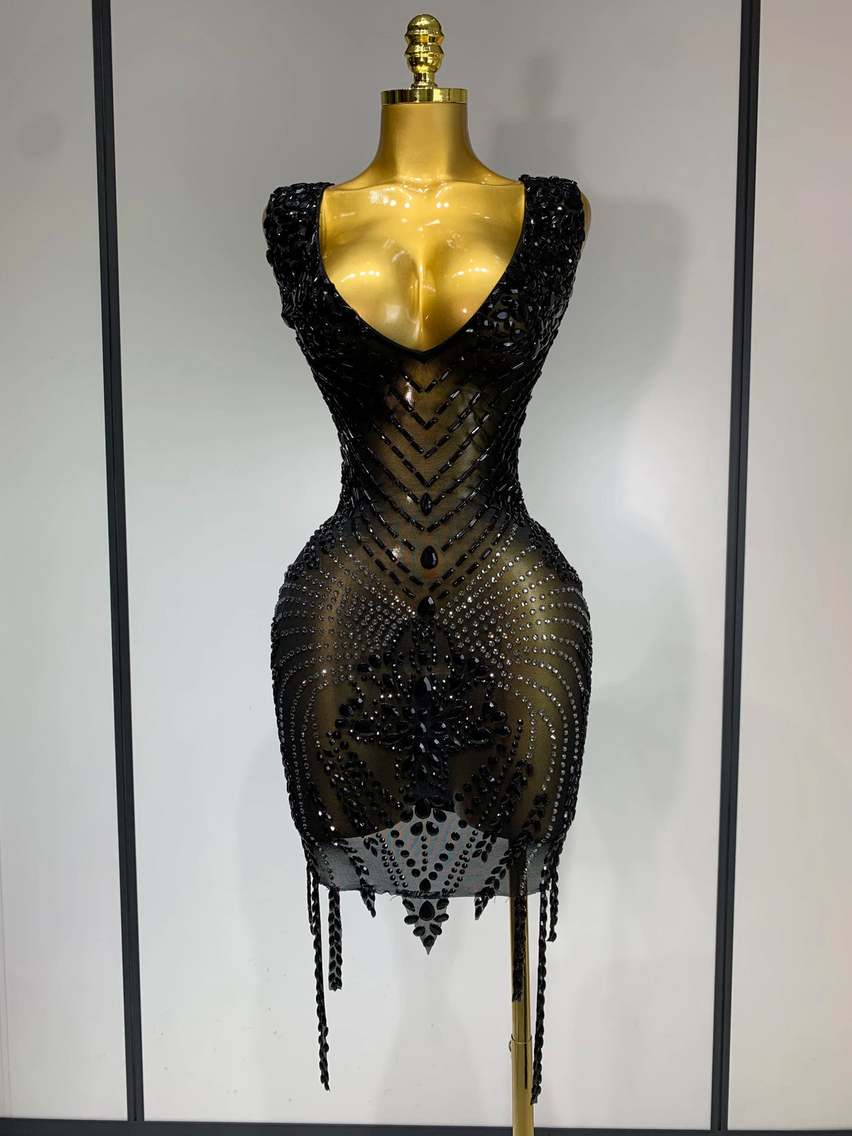 Sparkly Rhinestone Mesh See Through V Neck Dress Women Sexy Performance Stage Costume Evening Party Club Luxury Birthday Outfit