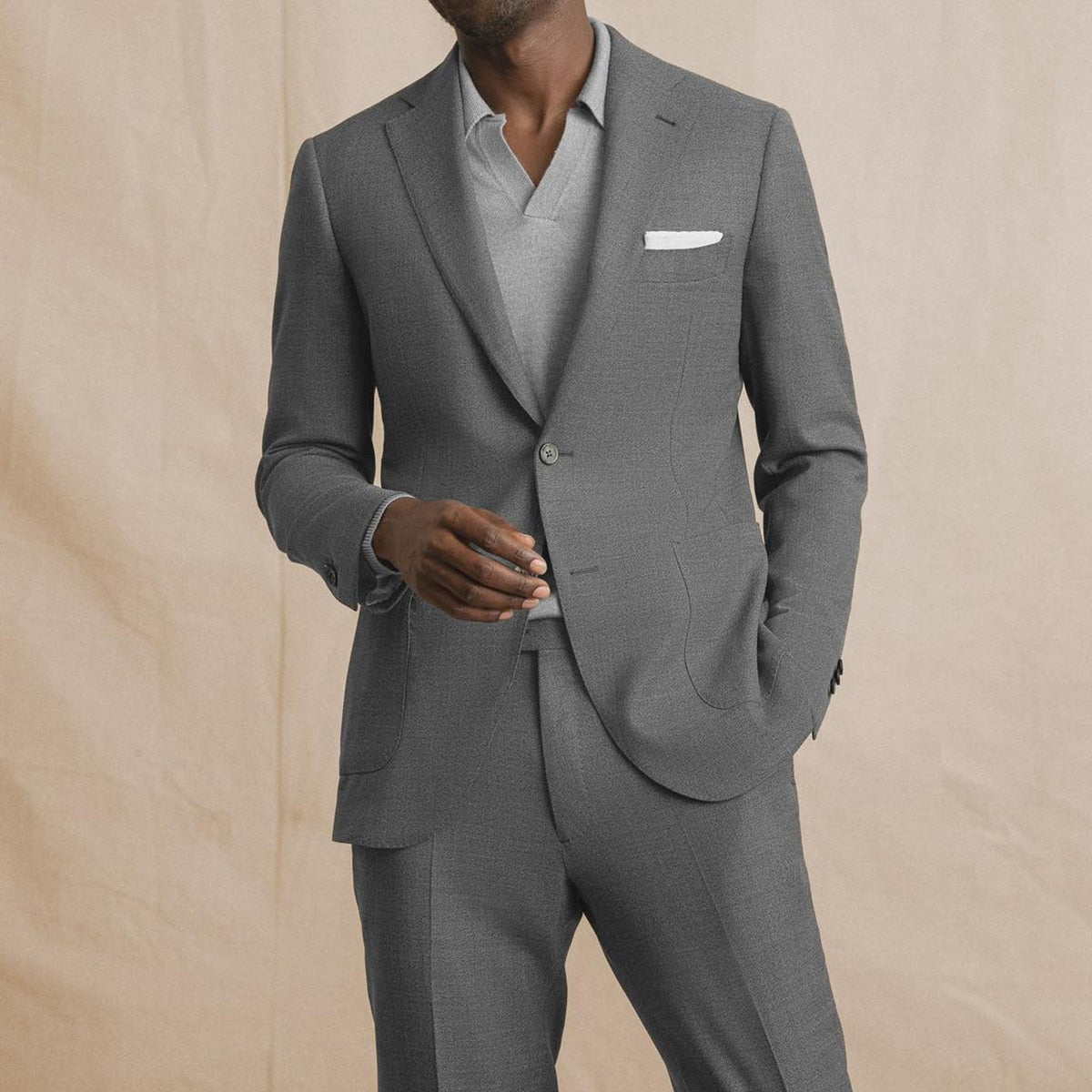 Traje gris claro para hombre, 2 piezas, blazer, pantalón, botonadura sencilla, solapa de pico, corte entallado, traje formal de boda para novio. 