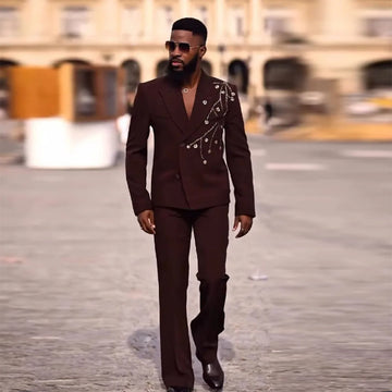 Customized Applique Metal Embellished Men Suits Peaked Lapel Groom Tuxedos Wedding Blazers Outfit 2 Pieces Sets Slim Ropa Hombre