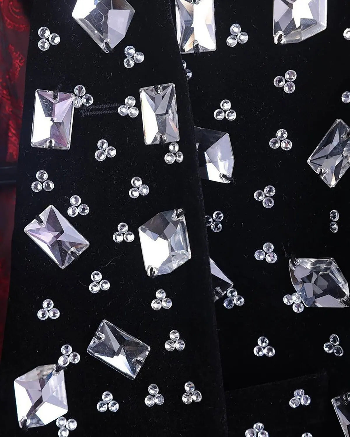 Big Crystal Men Wedding Tuxedos Beading Groom Wear Tailored Birthday Party Prom Jacket Outfits One Piece