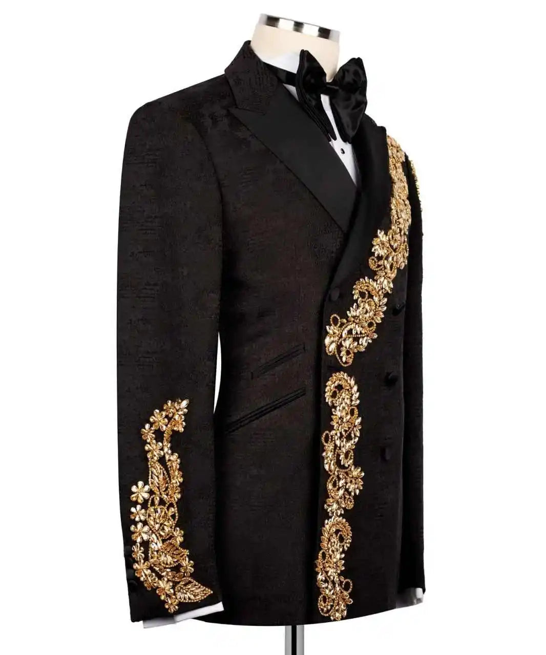 Designer Appliques Men Wedding Suits Peaked Lapel Tuxedo Groom Wear 2 Pcs Jacket Pants Business Prom Evening Party Customized