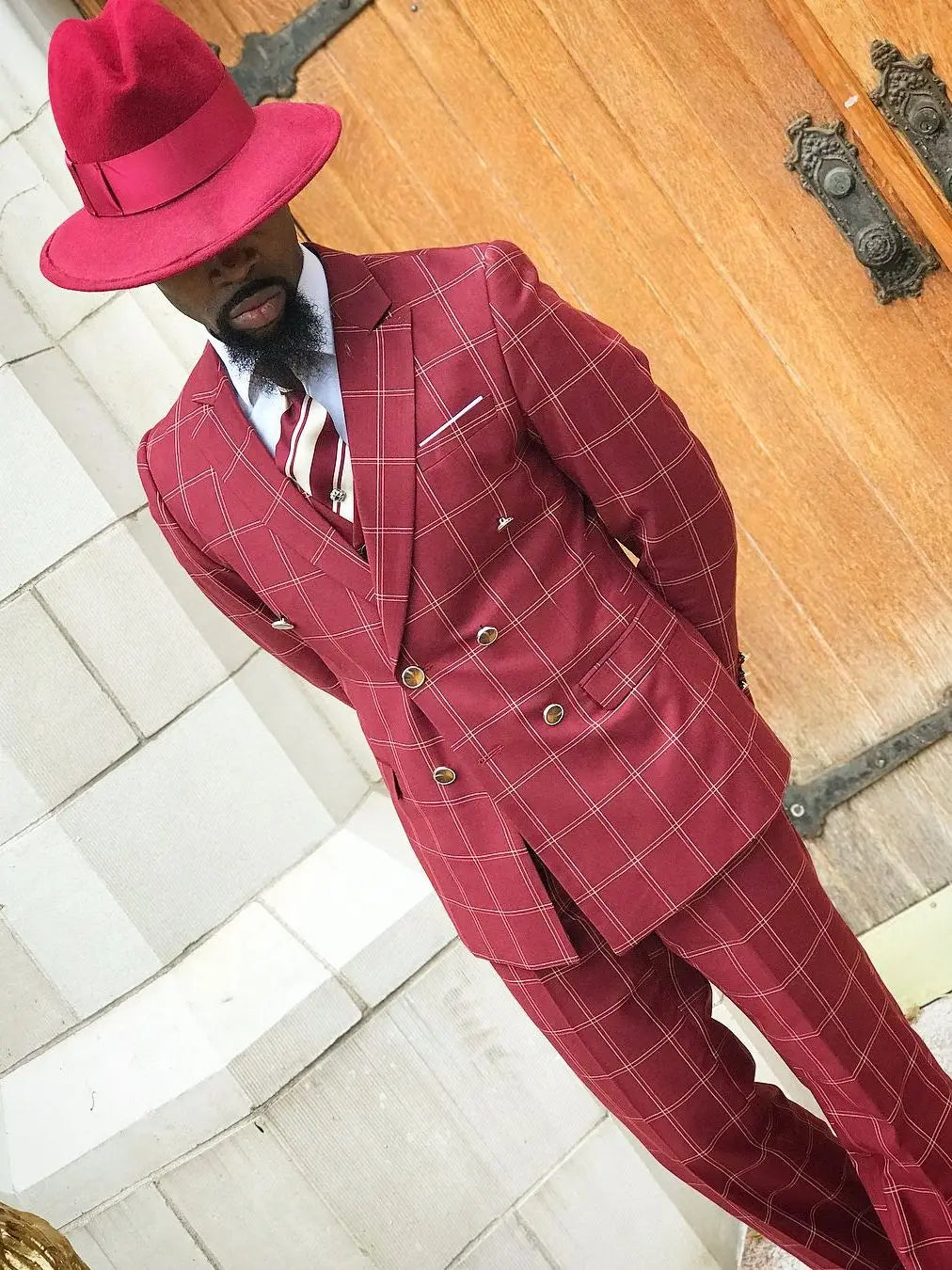 Elegant Dark Red Checked Men's Suit - Slim Fit Double Breasted Blazer & Trousers Set for Weddings and Formal Events