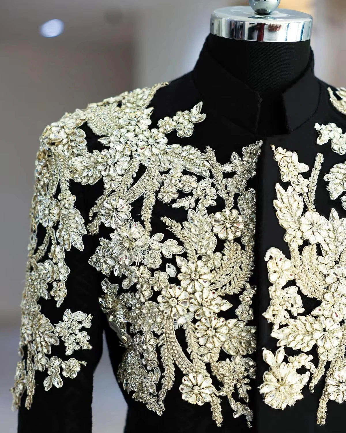 Fashion Crystal Men Suit Shine Wedding Tailor-Made Party Tuxedo 2 Pieces Groom Wear Coat Pants Party Singer Groom Customized