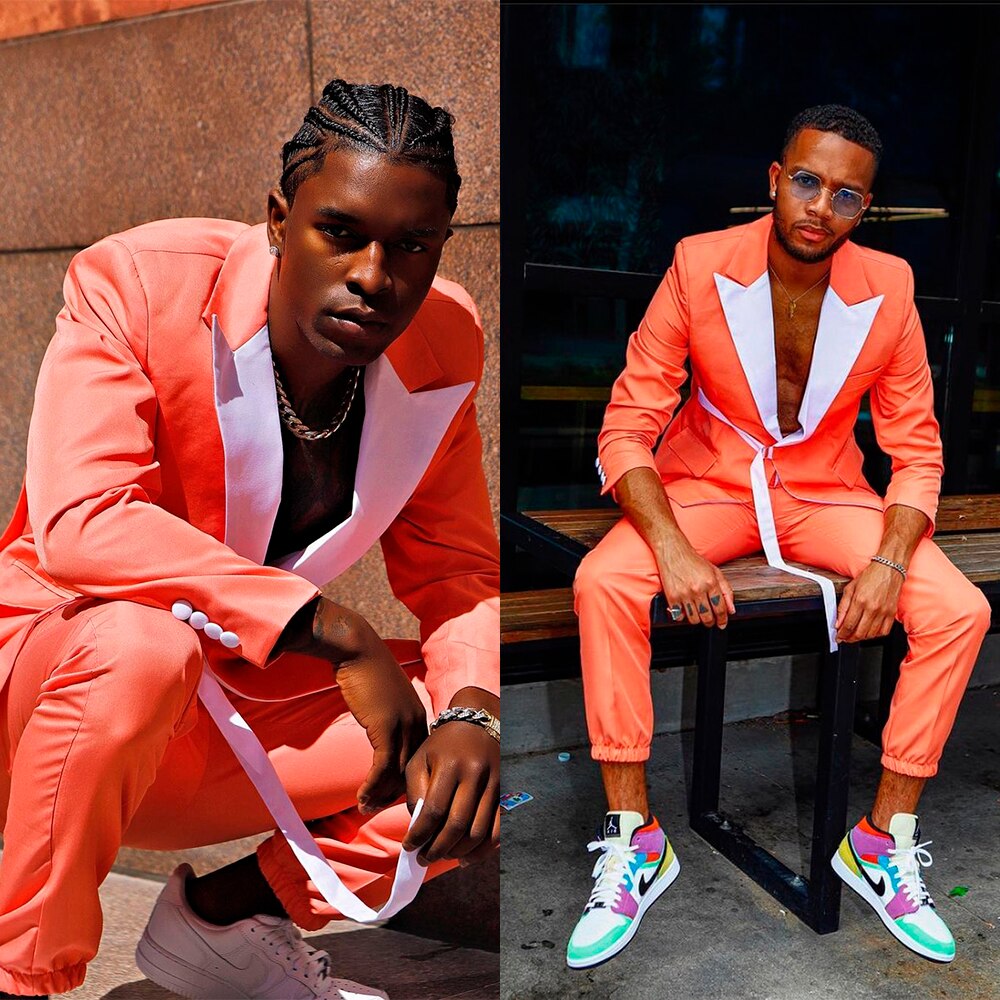 Traje de hombre naranja brillante, cinturón, chaqueta de dos piezas, pantalones, diseñador, traje formal único para ocasiones especiales. 