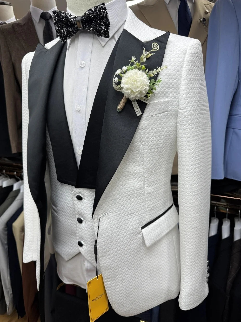 Men Suits Tailor-Made 3 Pieces Set Coat Air Cotton Peaked Lapel Blazer Groom Double Breasted Customized Jacket Vest Black Pants