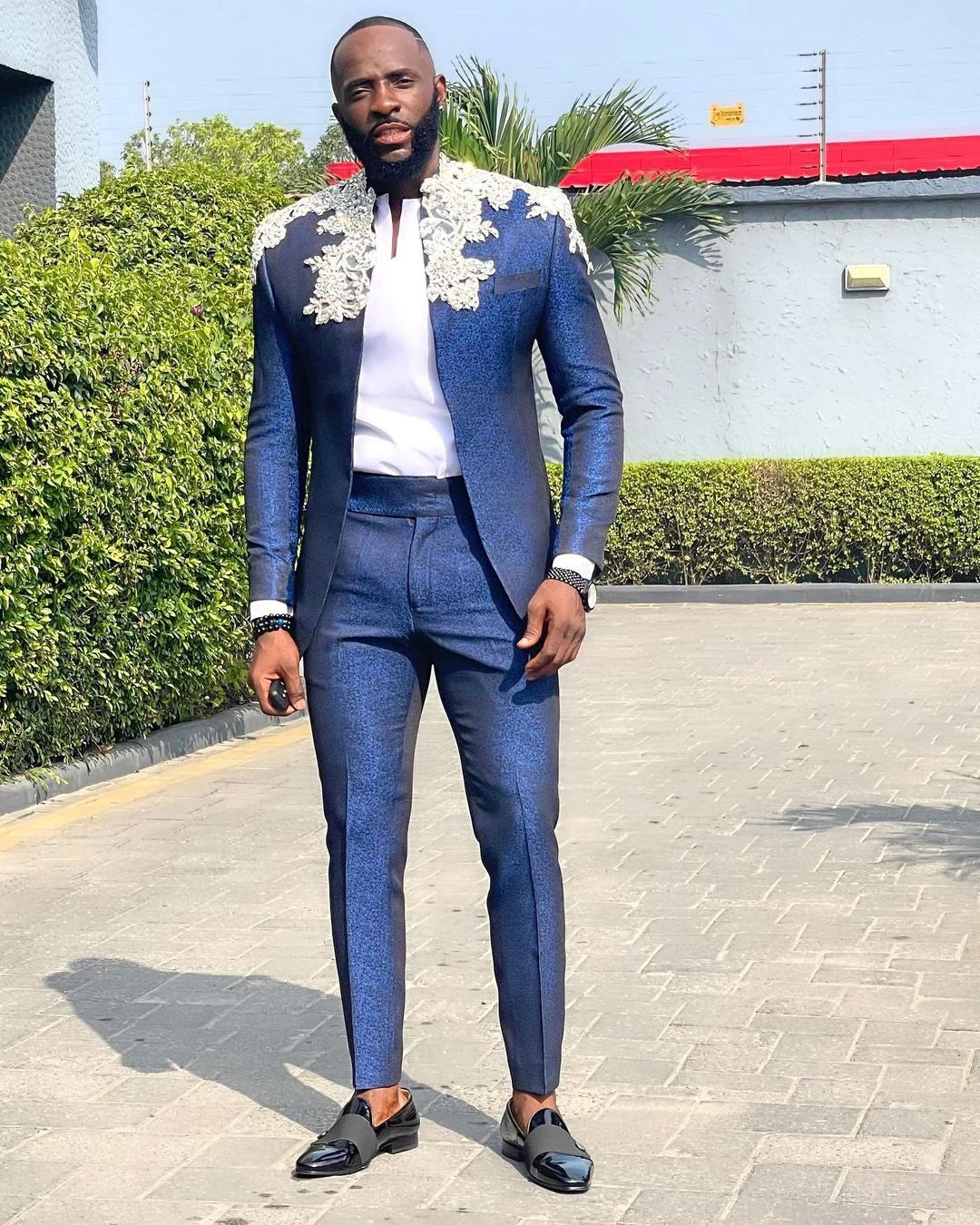 Traje de boda para hombre, 2 piezas, azul marino, con apliques de cuentas, esmoquin formal para novio, corte entallado, pantalón y chaqueta.