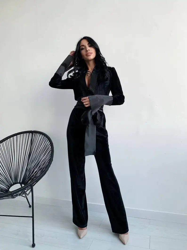 Monos sexys de terciopelo negro con escote en V para mujer, con cinturón y solapa tipo chal, pantalones de pierna ancha hechos a medida, trajes de fiesta diarios.