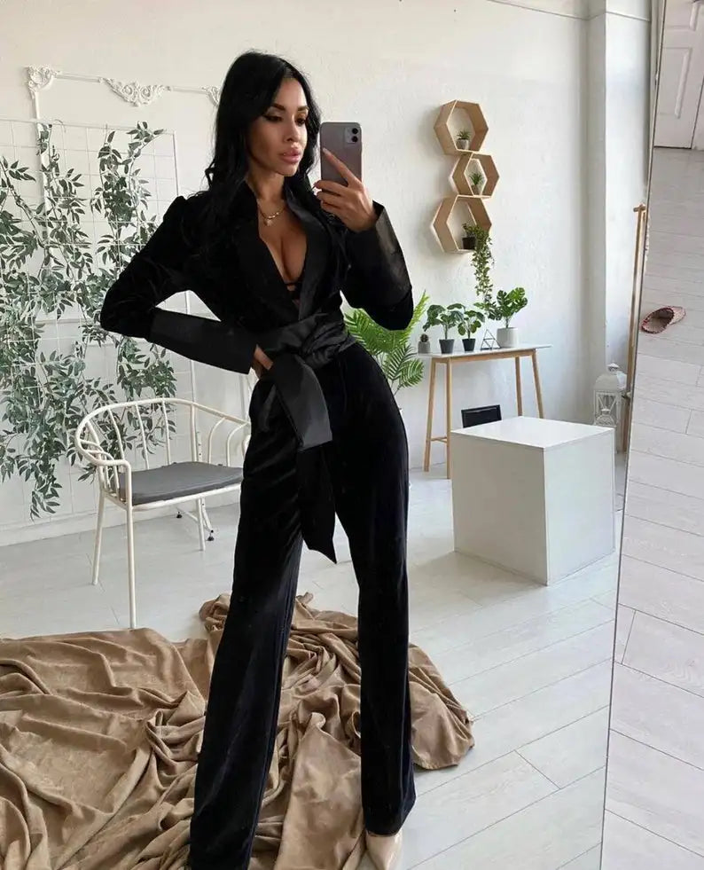 Monos sexys de terciopelo negro con escote en V para mujer, con cinturón y solapa tipo chal, pantalones de pierna ancha hechos a medida, trajes de fiesta diarios.
