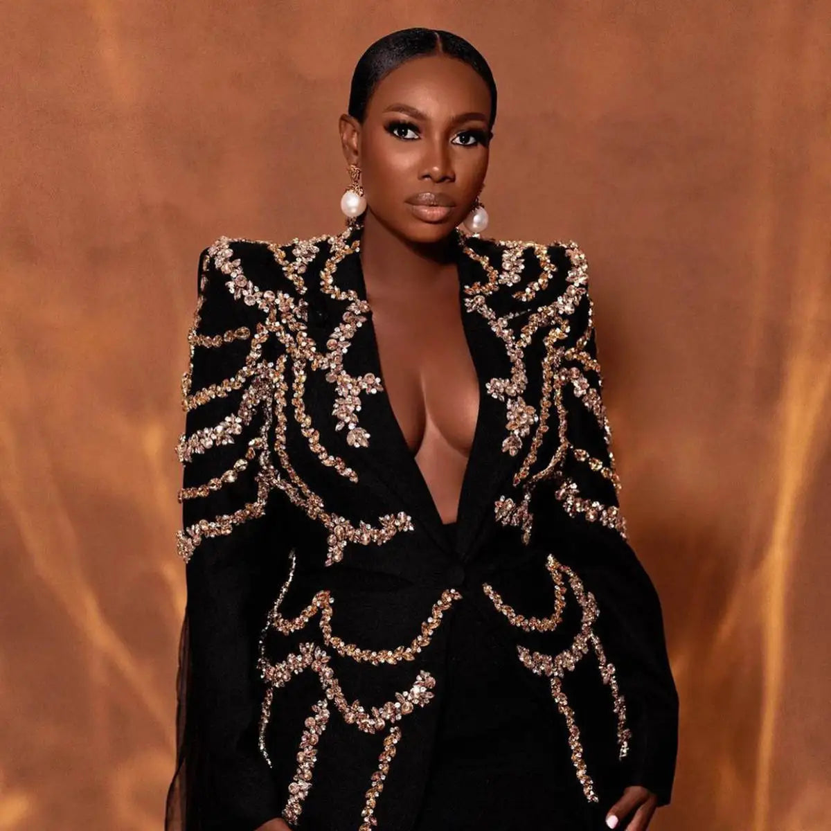 Veste en cristal pour femme avec traîne, blazer de luxe à un bouton avec perles, personnalisée pour spectacle de grande taille