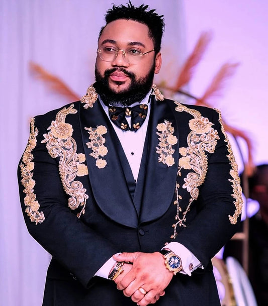 Men Suits Appliques Rhinestone Tailor-Made 3 Pieces Shawl Lapel Jacket Blazer One Button Groom Customized Coat Vest Pants