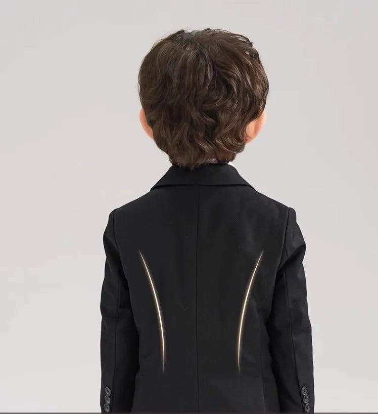 Ensemble costume noir pour tout-petit garçon avec cravate et blazer à deux boutons 