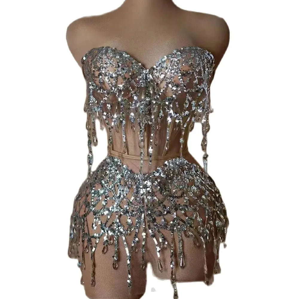 Robe d'été courte à paillettes argentées scintillantes et cristaux, tenue de scène sexy et transparente pour femme, tenue de soirée, d'anniversaire, de spectacle, de chanteur