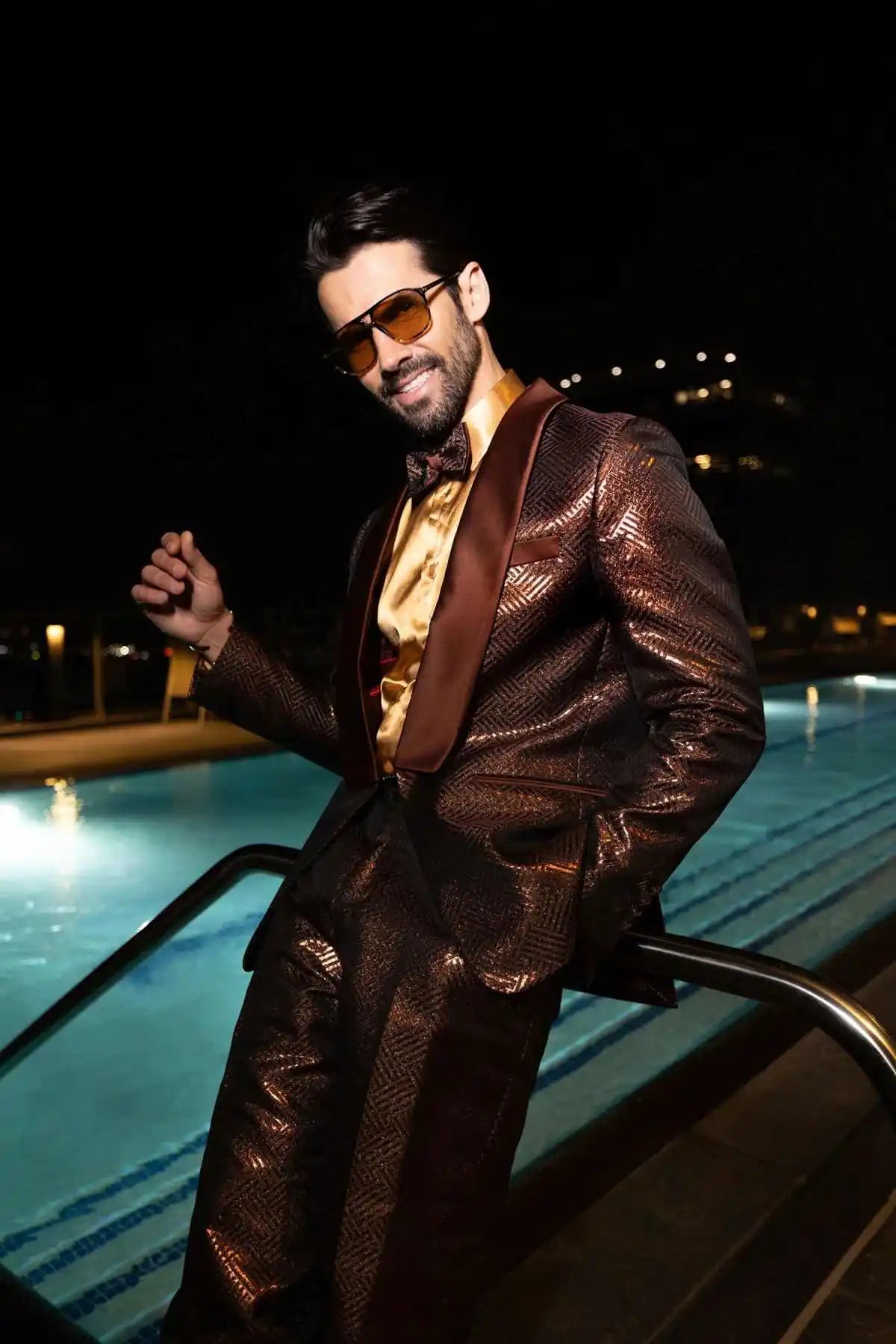 Classic Jacquard Men Suit Slim Fit 2 Pieces Blazer Pant Shawl Collar Wedding Groom Formal Occasions Customized