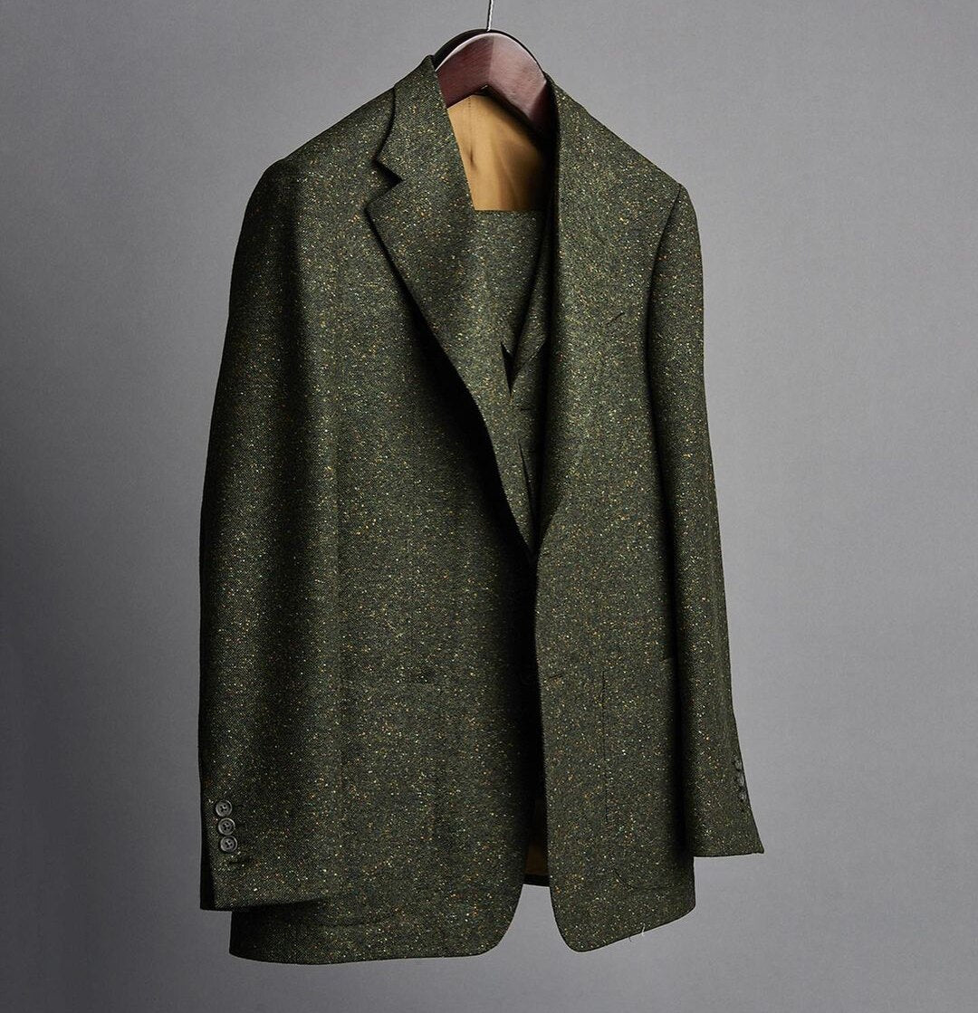 Costumes simples pour hommes avec veste trois pièces, gilet et pantalon, revers châle, smoking de mariage de créateur pour occasion formelle 