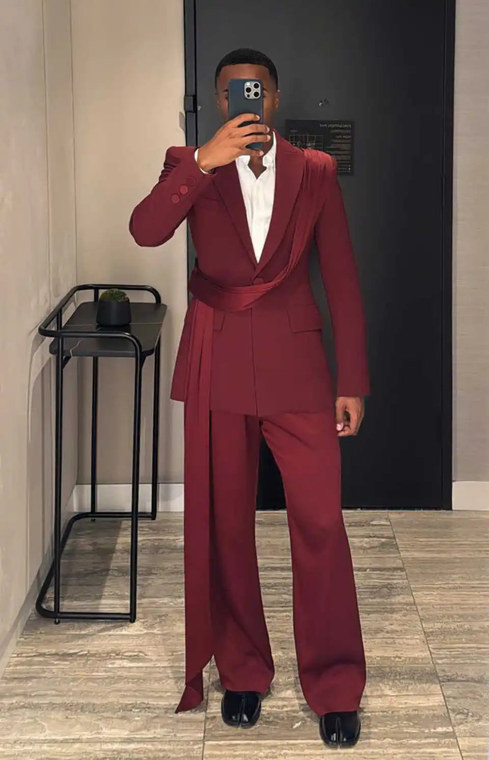 Simple Men Wedding Suits Peaked Lapel Single Breasted Ribbon Tuxedos Groom Party 2 Pcs Blazer Pants Customized Made