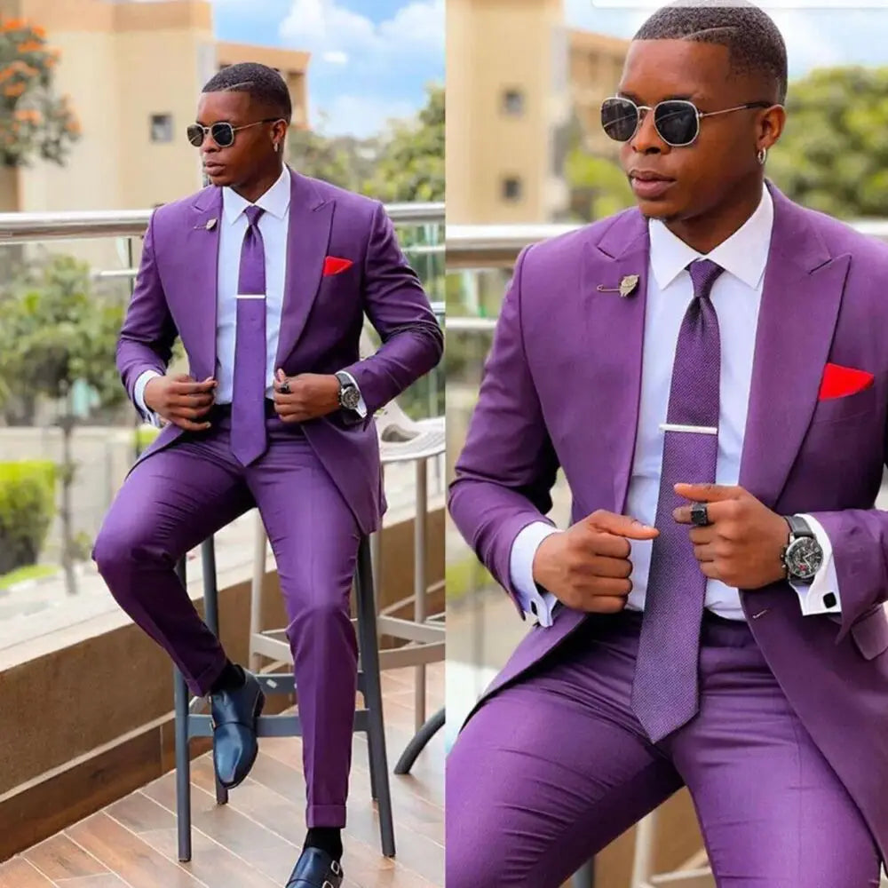 Traje de hombre de dos piezas (chaqueta + pantalón), elegante, de alta calidad, con solapa y botonadura sencilla.