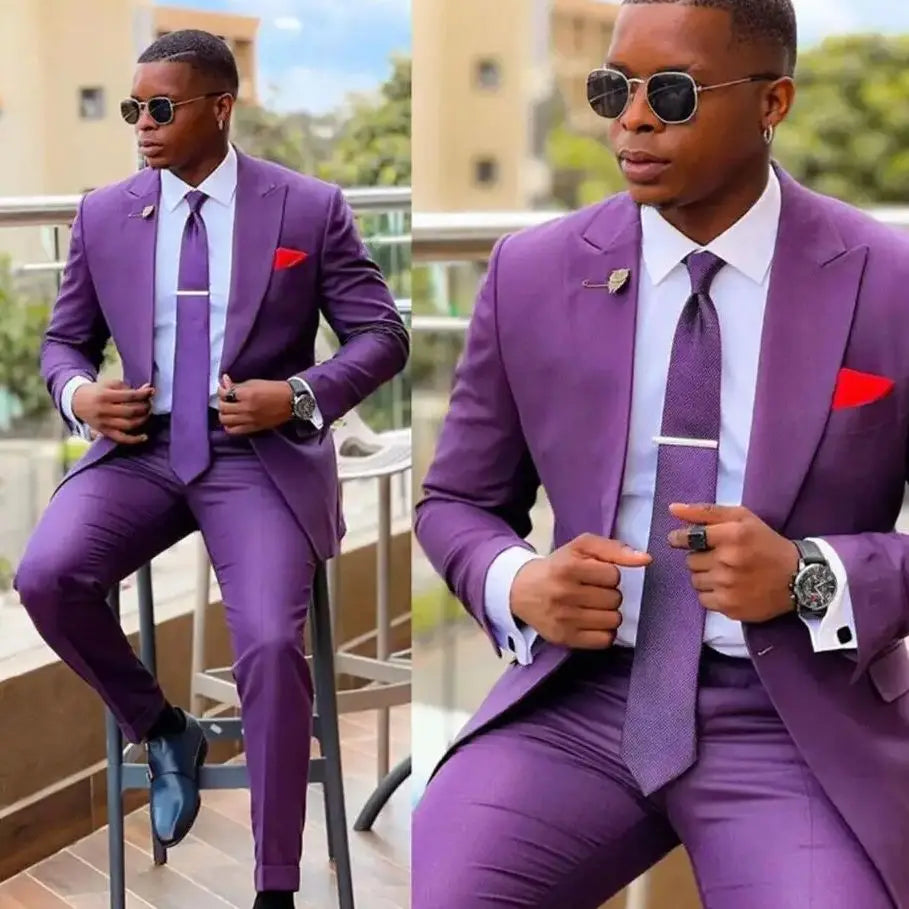 Traje de hombre de dos piezas (chaqueta + pantalón), elegante, de alta calidad, con solapa y botonadura sencilla.