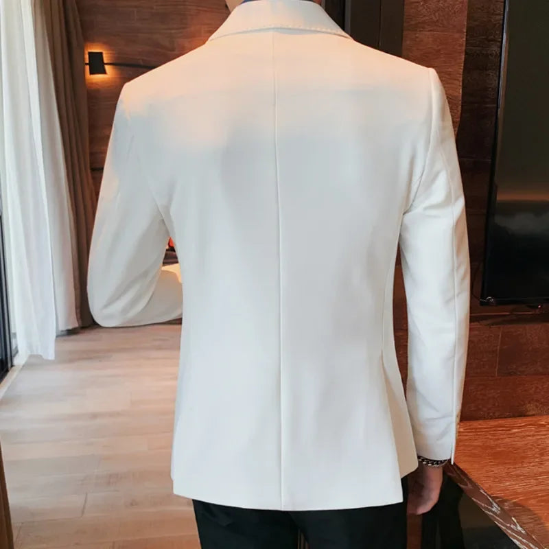 Chaqueta informal verde de dos botones con solapa y corte entallado para hombre
