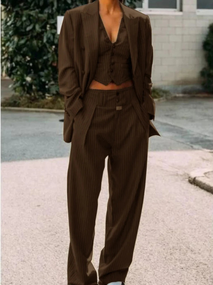 Costume rayé pour femme, revers simple boutonnage, veste sexy à revers + gilet + pantalon, veste de travail et de voyage, 3 pièces, personnalisé