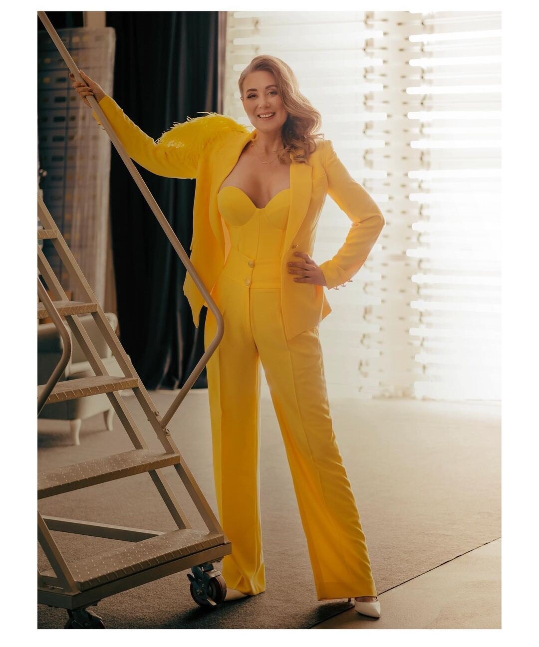 Ensemble blazer et pantalon jaune pour femme, tenue de bureau, de loisirs, sur mesure, 2 pièces 