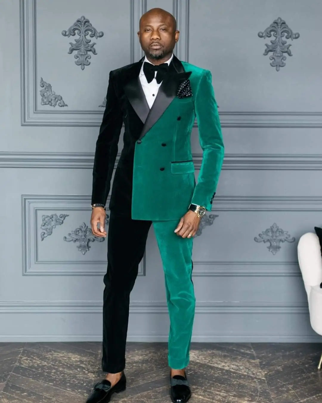 Esmoquin de boda para hombre, hecho a medida, de terciopelo con solapa de pico, chaqueta para hombre, traje formal para fiesta de graduación, 2 piezas 