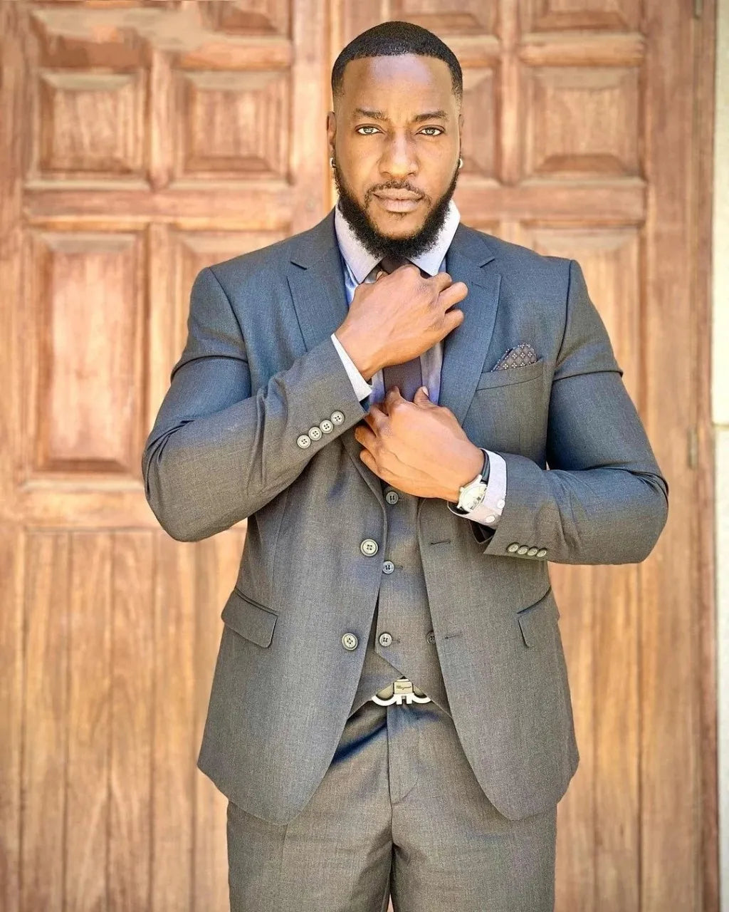 Traje gris a medida para hombre, 3 piezas, de un solo pecho, para oficina, negocios, boda, novio, ropa para hombre 