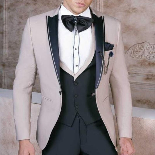 Groomsmen Peaked Lapel Groom Tuxedos Men Suits Wedding Best Man Blazer (Jacket+Pants+Tie+Vest)  Custom Made