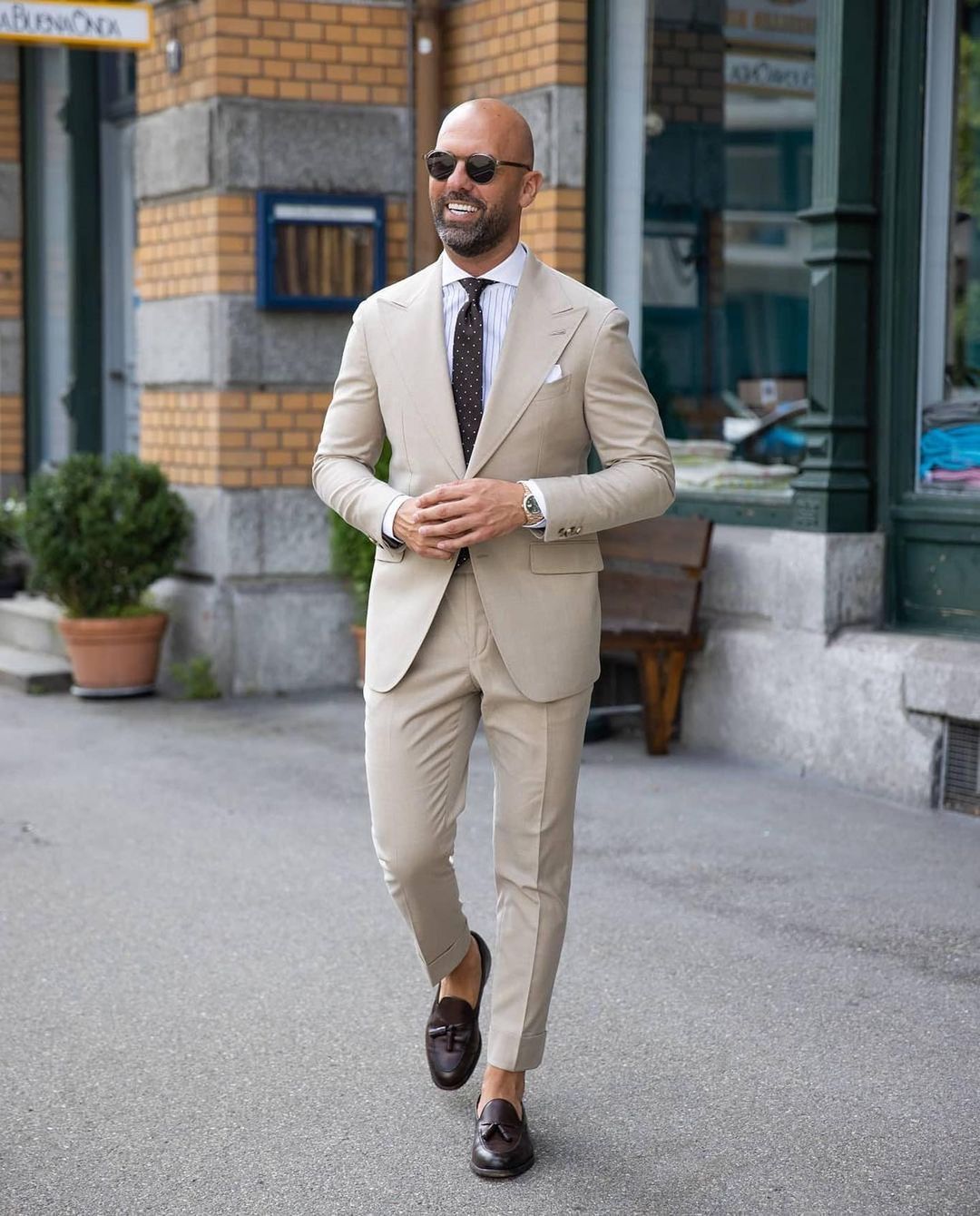 Men's Beige One Button Slim Fit Plus Size 2-Piece Wedding Tuxedo Suit Set