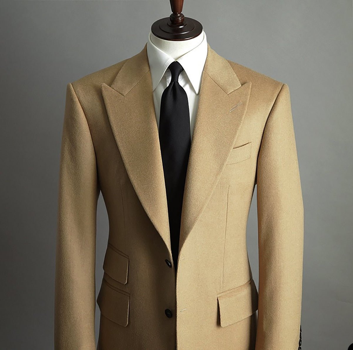 Trajes de boda para caballero de invierno con cuello de cierre, abrigo clásico de una pieza, traje de novio a medida para fiesta o ocasión especial.