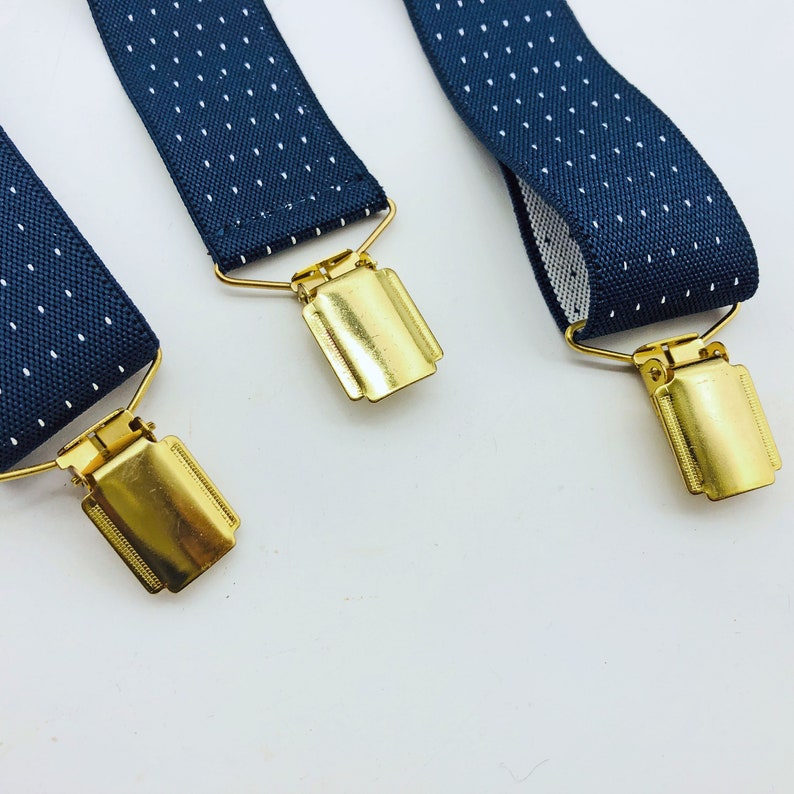 Bretelles vintage pour homme, bleu marine et pois blancs, avec bande élastique. Bretelles extensibles réglables à pinces. 35 mm de large. Accessoire vestimentaire pour homme. 