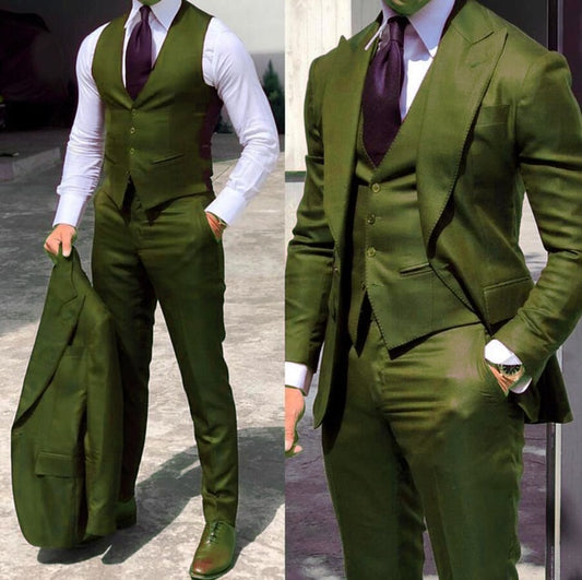 Classic Men Suits 3 Pieces Tuxedo Peak Lapel Groomsmen Wedding Suits Set Men Business Blazer Jacket+Pants+Vest