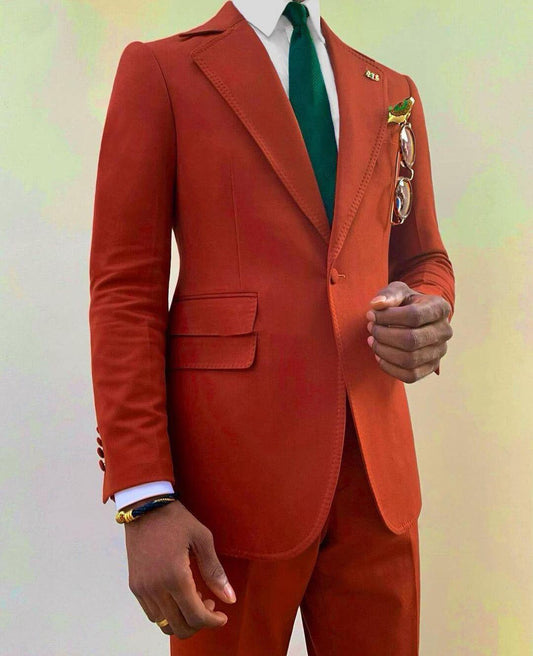 Nuevos conjuntos de traje naranja a medida para hombre, solapa con muesca para esmoquin de boda, 2 piezas, para novio, blazer, pantalones, chaqueta de graduación y pantalones. 