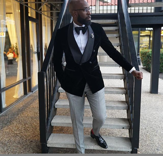 Custom Made Black Velvet Men's Suits 2 Pieces Shawl Lapel Groom Tuxedos Best Men Wedding Coat and Grey Pants ( Jacket+Pants+Tie)