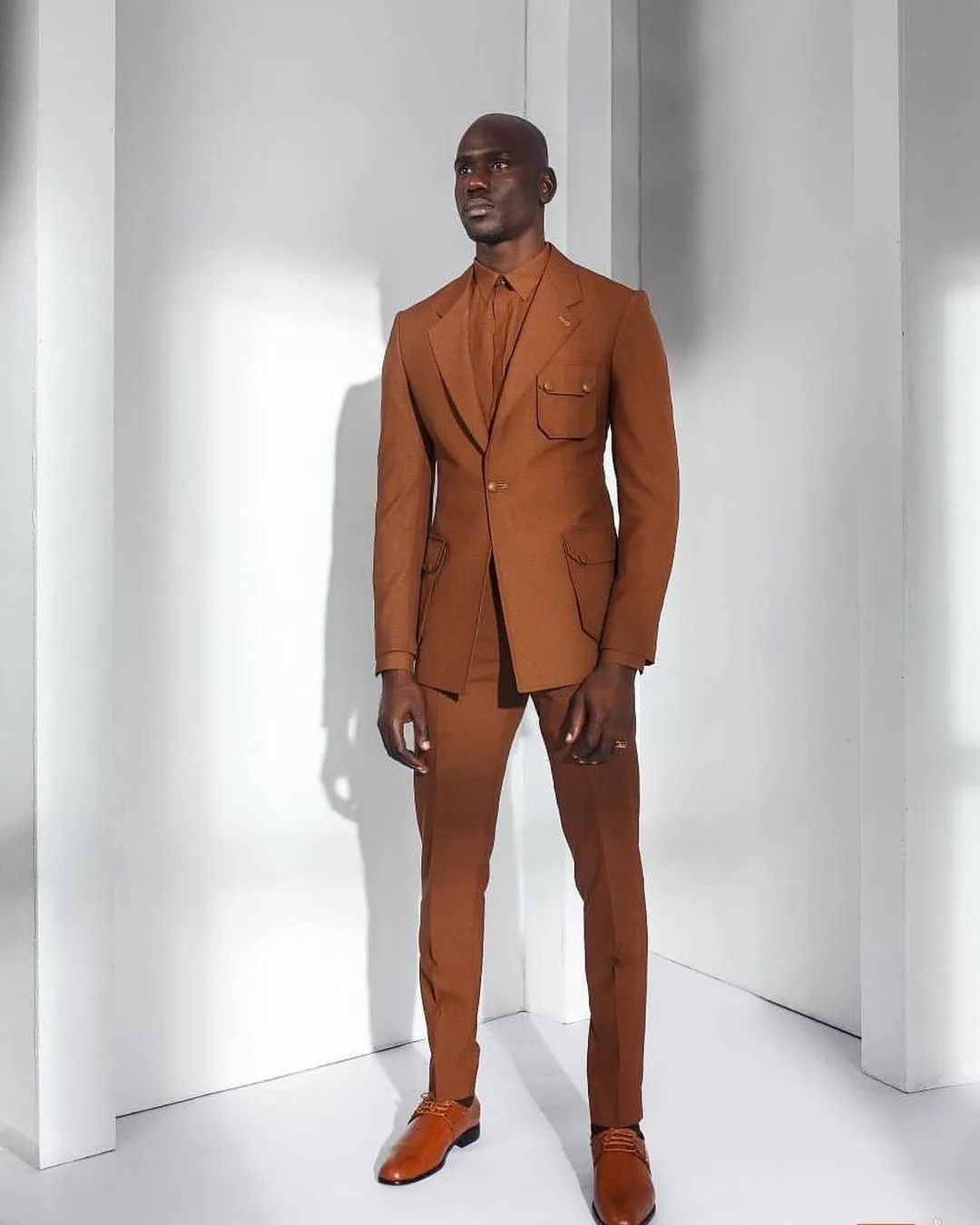Trajes de boda para hombre, conjuntos de chaqueta de novio, blazer marrón para hombre, ropa de negocios, trajes de esmoquin, vestido de fiesta 