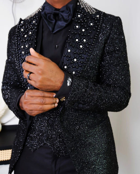 Men Suits Tailor-Made 3 Pieces Blazer Vest Pants One Button Peaked Lapel Diamonds Business Wedding